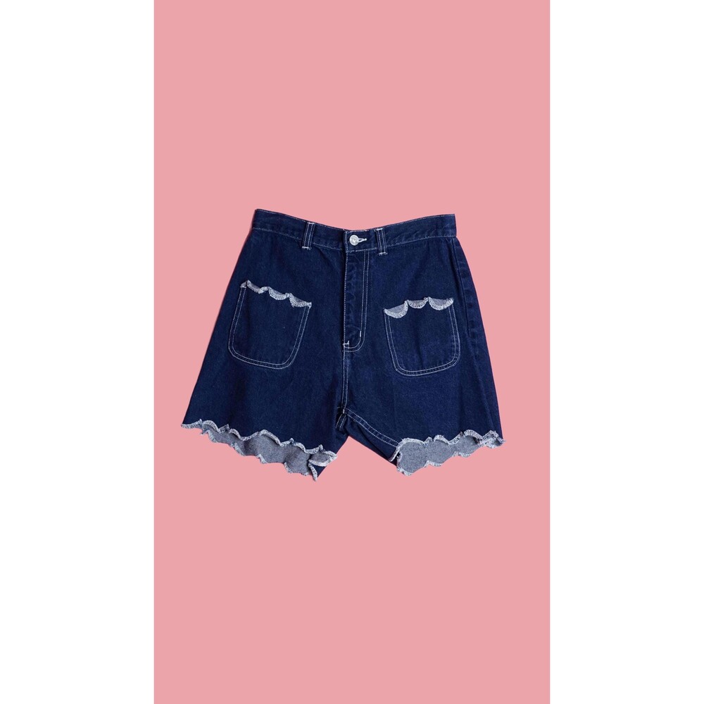 1990s-Y2K. CRISSA Dark Wash Denim Jean Shorts W/Ruffle Hem & Pockets. Small